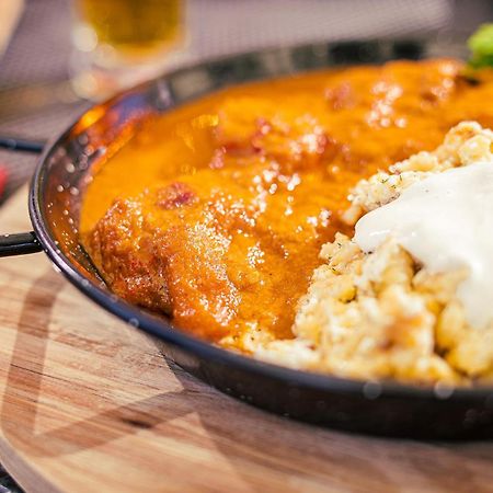松博特海伊 Charlie Fogado Se酒店 外观 照片